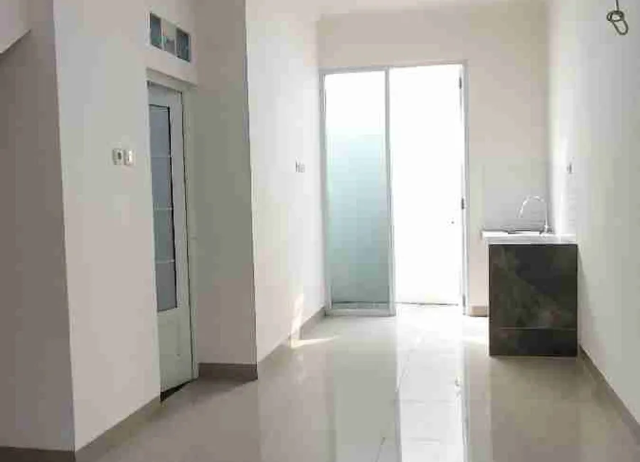 Rumah dijual minimalis modern Deket kecamatan Cakung photo 3