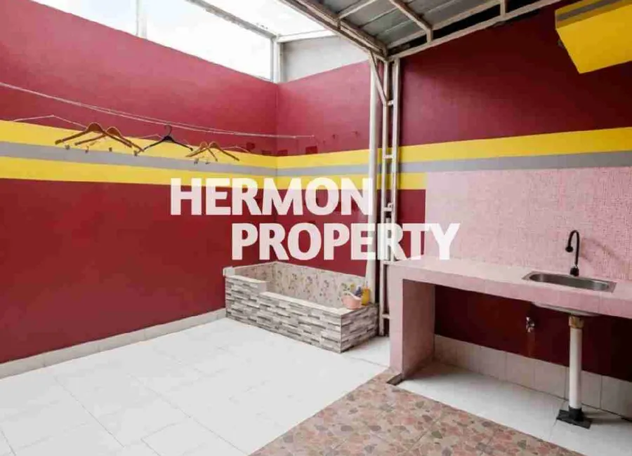 Dijual Murah Rumah di Legenda wisata Cibubur photo 4