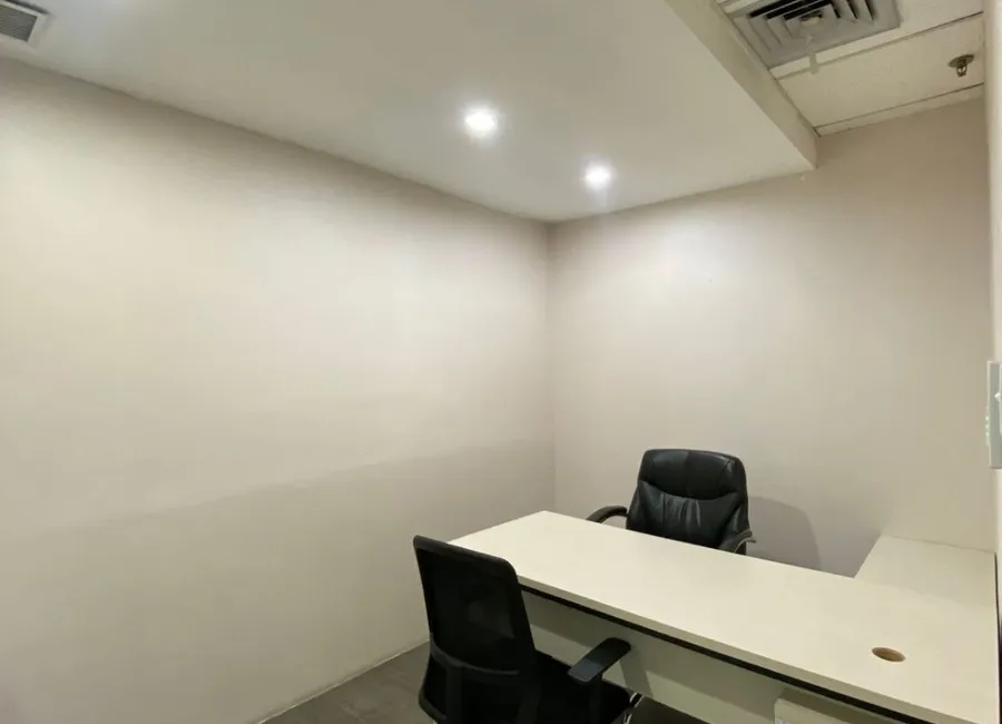 Disewakan Ruang Kantor Fully Furnished Luas 138 â Lantai 12A photo 3