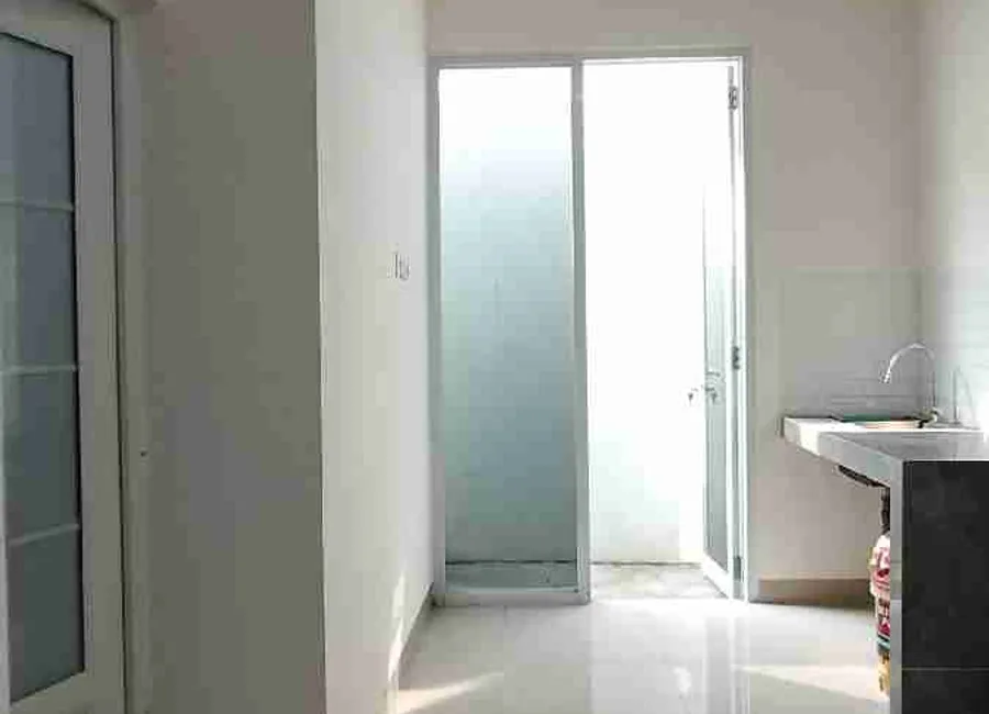 Rumah dijual minimalis modern Deket kecamatan Cakung photo 4