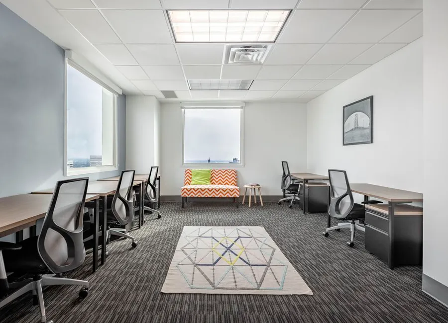 Akses all-inclusive ke ruang kerja, kantor virtual, dan ruang rapat di Regus Menara Bidakara 1
