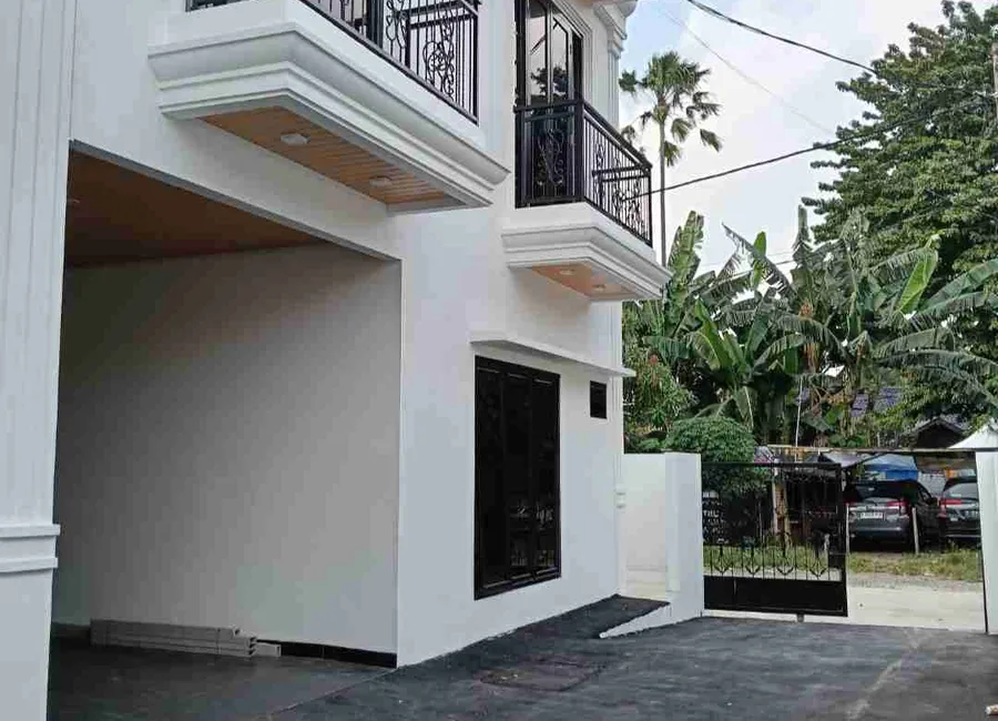 Rumah dijual Rawamangun Deket perkantoran photo 1