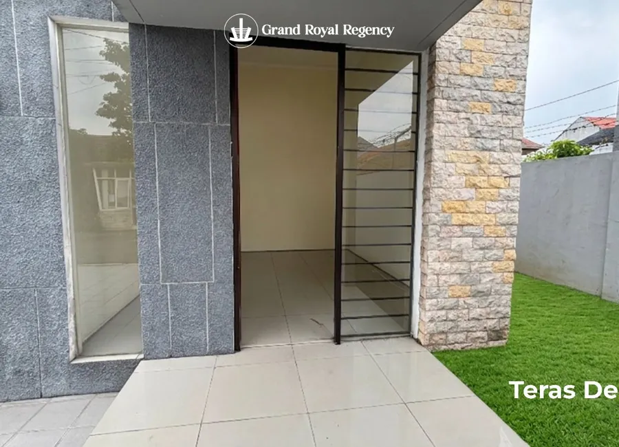 Dijual Rumah Full Furnish, Kanopi dan Free Biaya Surat di Grand Royal Regency Tipe Sapphire photo 2
