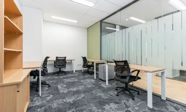 Ruang kerja, layanan, dan dukungan untuk membantu Anda bekerja lebih baik di Regus Sinarmas Land Plaza Tower 1 photo 4