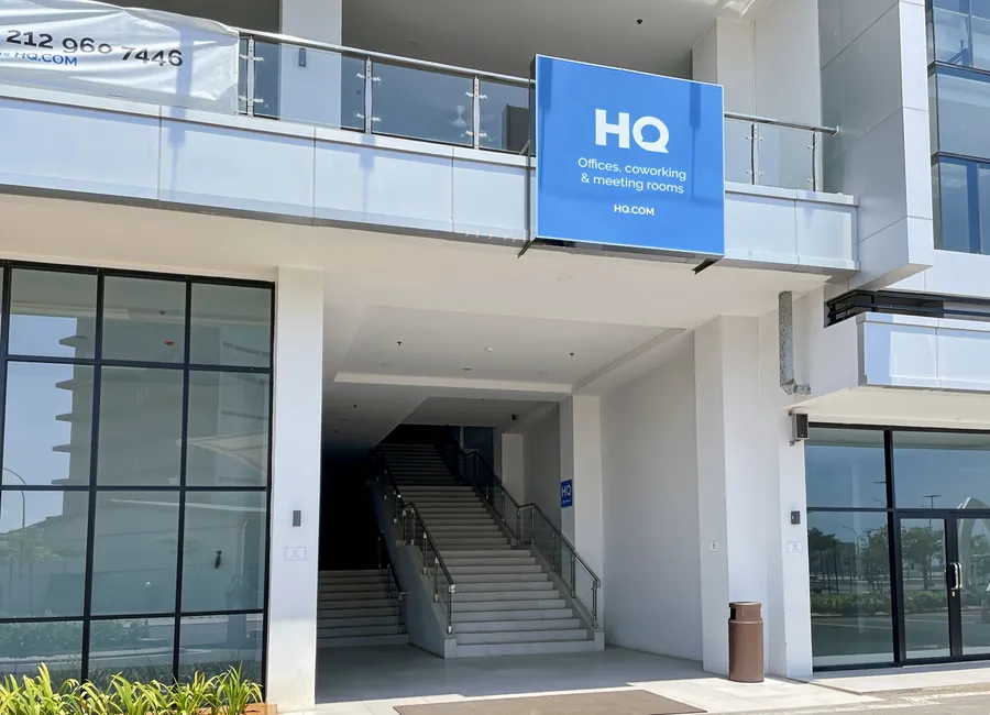 Ruang kerja, layanan, dan dukungan untuk membantu Anda bekerja lebih baik di HQ Delft Apartment