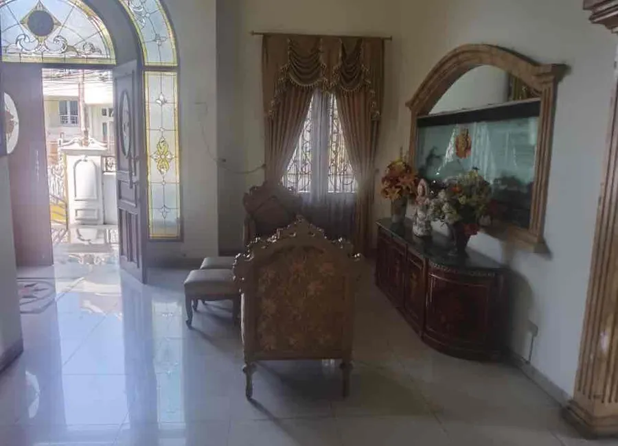 rumah siap huni 3 lantai pluit photo 2