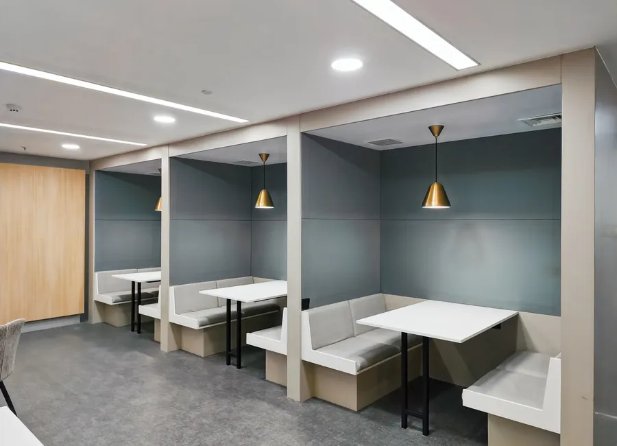 Akses all-inclusive ke ruang kerja, kantor virtual, dan ruang rapat di Regus Sinarmas Land Plaza photo 3