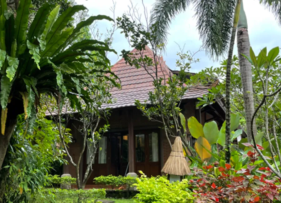 Disewakan Villa Kamila Senggigi â Liburan Mewah dengan Private Pool di Lombok Barat photo 2