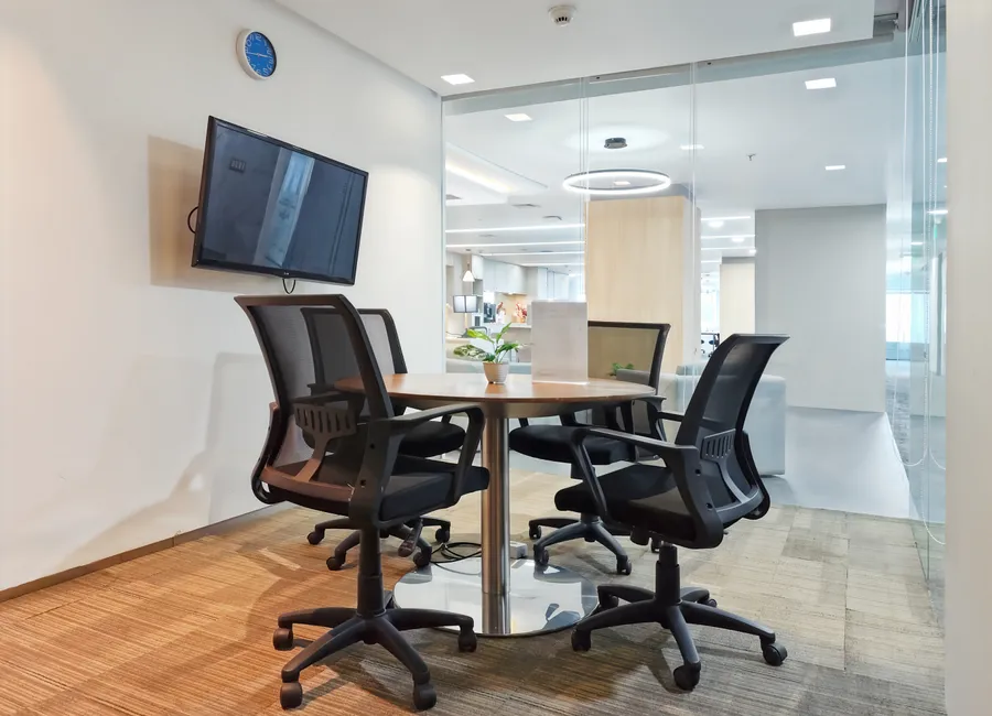 Akses all-inclusive ke ruang kerja, kantor virtual, dan ruang rapat di Regus Sinarmas Land Plaza photo 5