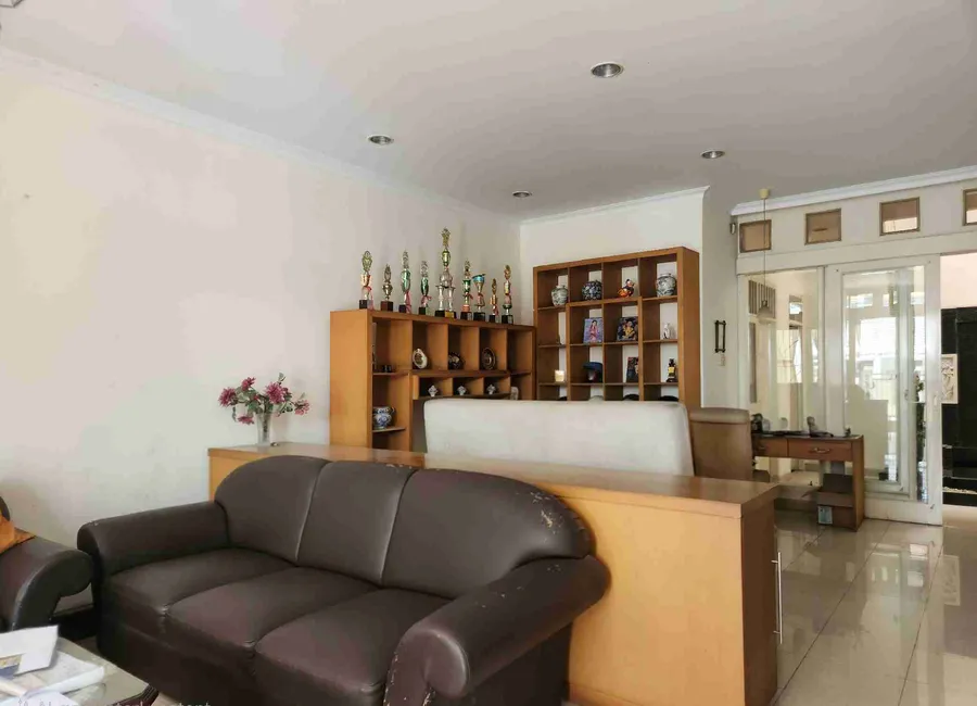 Murah Rumah 10x17 Hadap Utara Sudah Tinggi Kelapa Puan Kelapa Gading photo 2