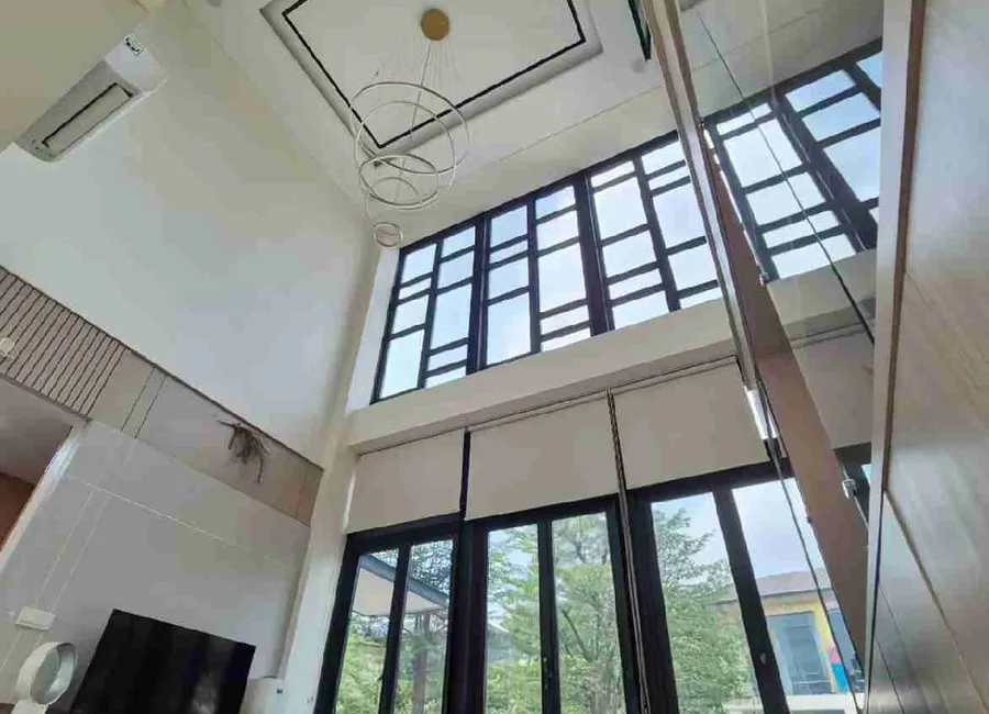 Rare Item! Dijual Cepat Rumah Lancewood NavaPark, Fasilitas Lengkap & Lokasi Terdepan. photo 2