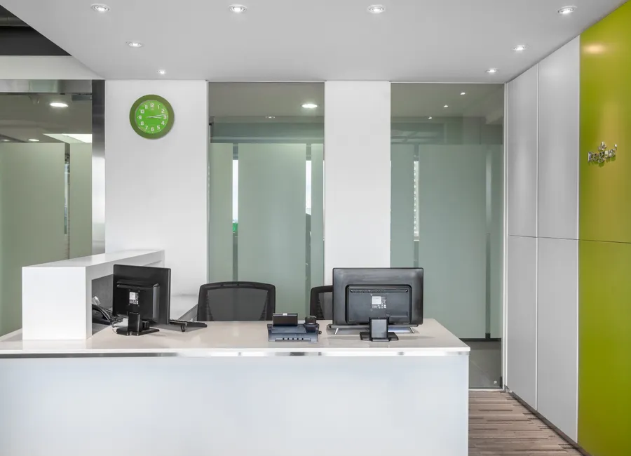 Akses all-inclusive ke ruang kerja, kantor virtual, dan ruang rapat di Regus Panin Tower photo 2