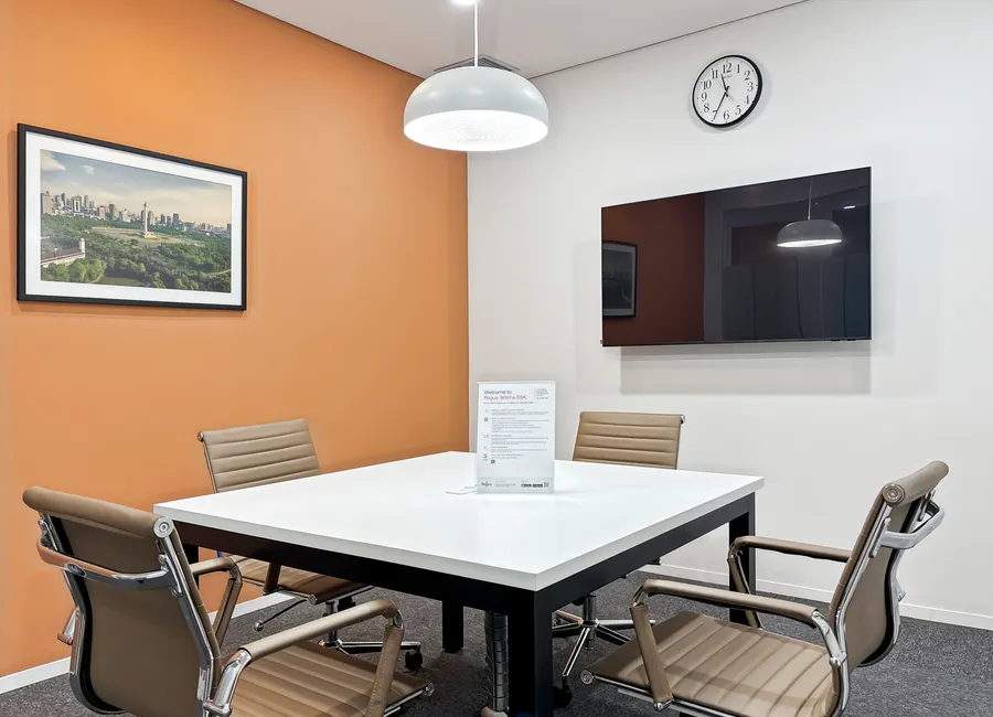 Akses all-inclusive ke ruang kerja, kantor virtual, dan ruang rapat di Regus Wisma SSK photo 5