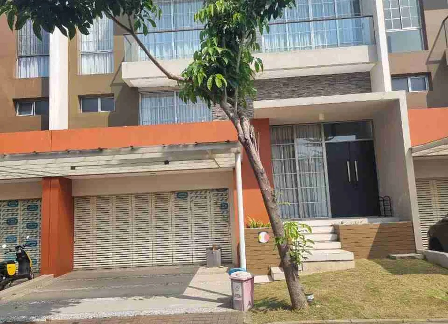 Rumah Elegant View Danau photo 1