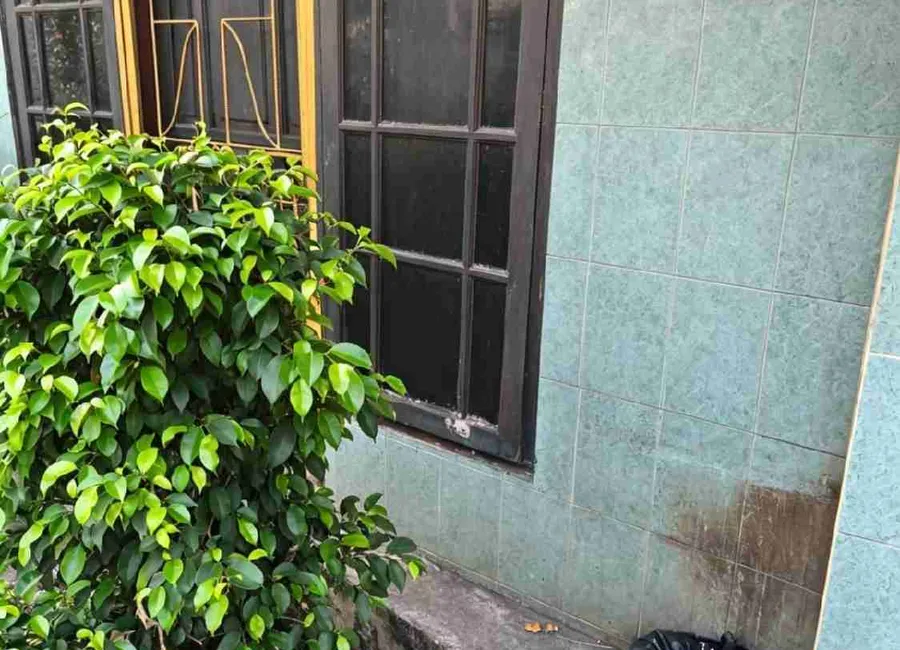 Jual rumah strategis di Tebet photo 2