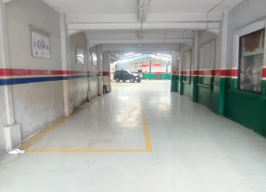 DIJUAL BENGKEL STRATEGIS DEPAN JALAN RAYA DI KARAWACI