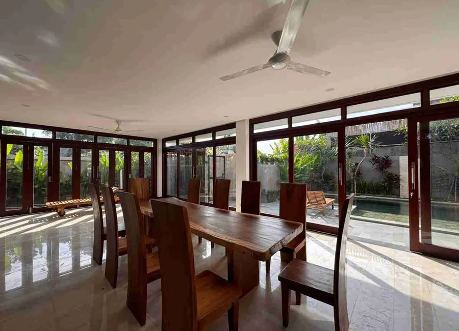 villa for sale photo 4