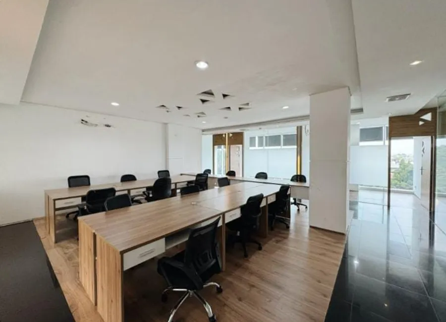 DISEWAKAN RUANG KANTOR AREA BINTARO GRAHA ADHI MEDIA FULLY FURNISHED