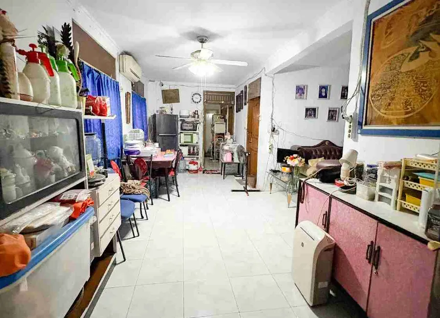 Jual rumah strategis di Tebet photo 3