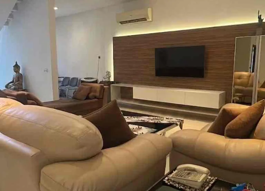 Harga di bawah njop. Rumah  bagus di sunter, jakarta utara, jalan depan 3 mobil, bebas banjir, semi furnished, lingkungan eksklusif. photo 2