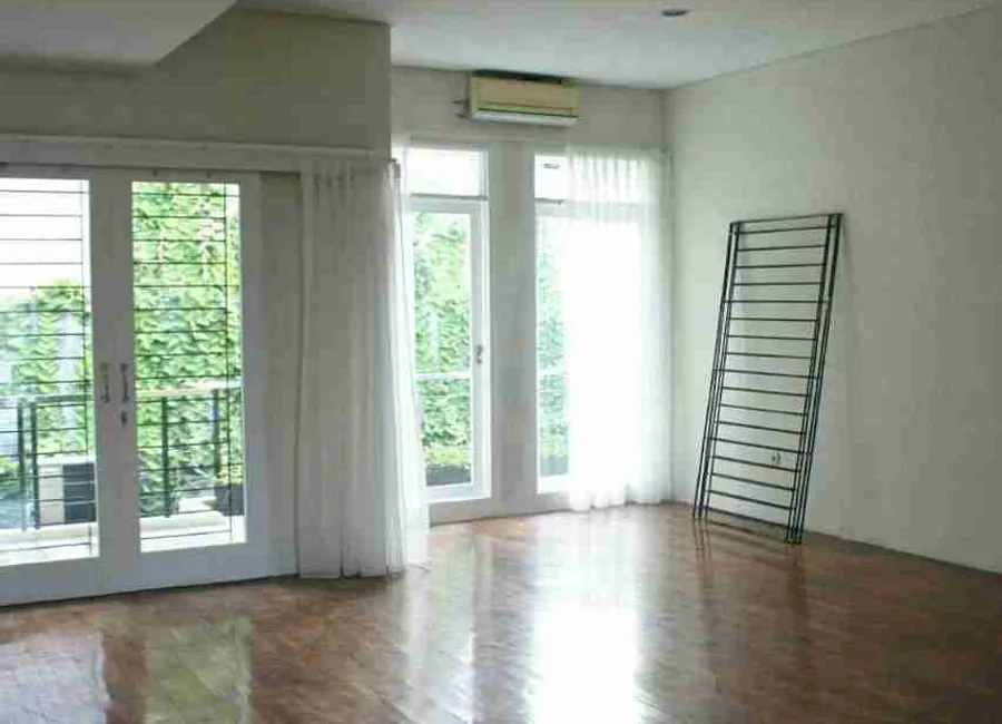 Rumah Kemang Utara Harga NJOP photo 3