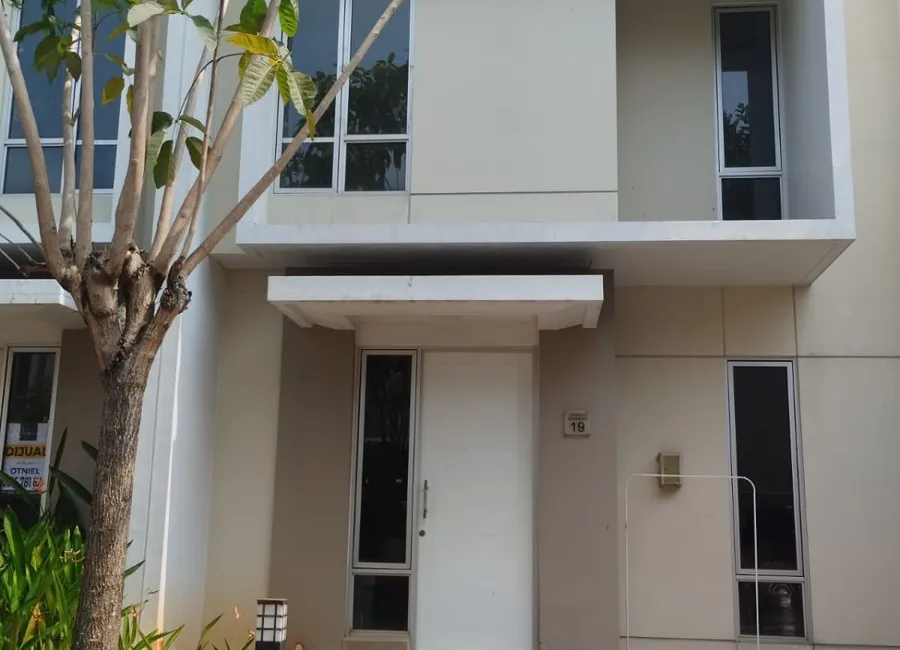 DIJUAL RUMAH  Carillo Residence GADING SERPONG