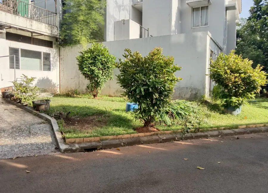 DIJUAL RUMAH PONDOK HIJAU GOLF (PHG) DEKAT MAL SMS photo 4