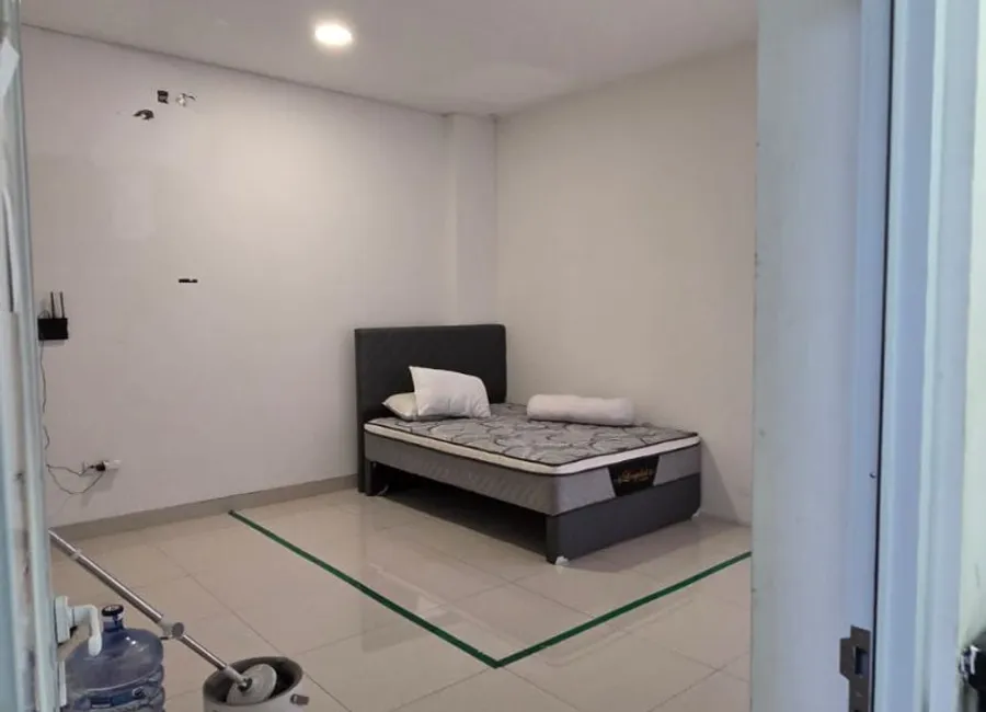 Dijual rugi ruko icon hadap jalan boulevard utama photo 5