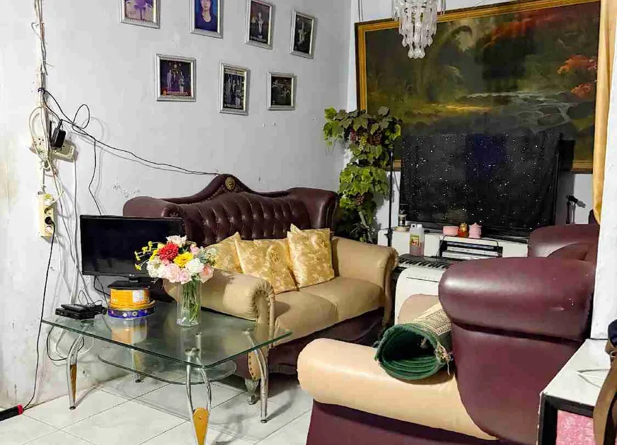 Jual rumah strategis di Tebet photo 5