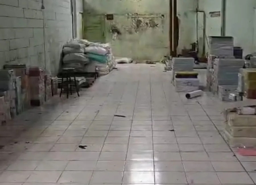 Di sewakan gudang full bangunan Jurumudi photo 4