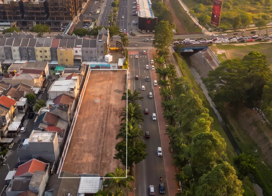 Ruko 3 Lantai di Gading Serpong Hadap Jalan Lokasi Bagus Banget Perbatasan Gading Serpong BSD photo 2