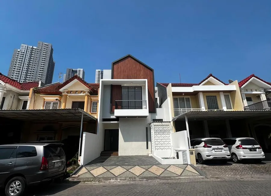 Jual Rumah Minimalis 2 lantai di Sorento, Pakuwon City photo 2