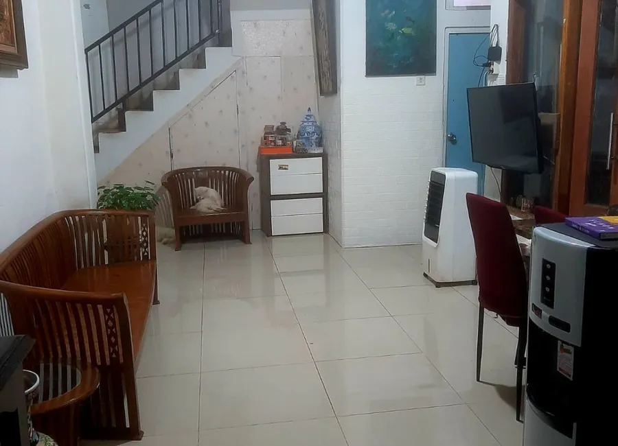 Dijual CEPAT Rumah Strategis Tebet Jakarta Selatan photo 2