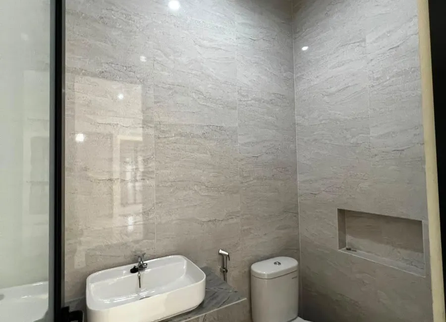 Jual Rumah Minimalis 2 lantai di Sorento, Pakuwon City photo 4