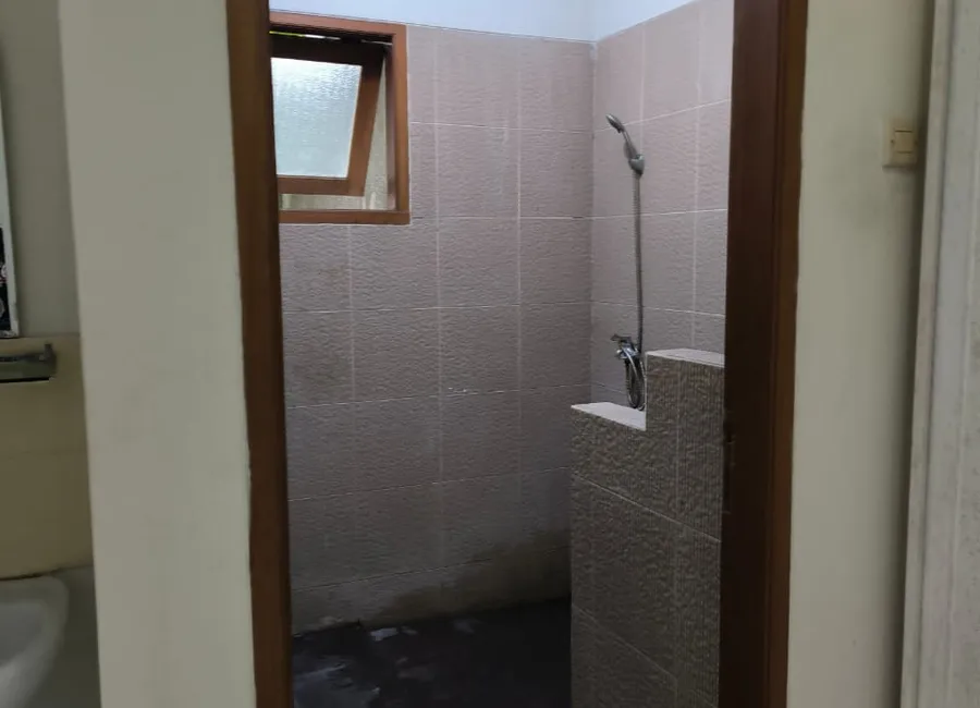 DIJUAL CEPAT RUMAH TINGGAL ARTISTIK MODERN DI ARCAMANIK ENDAH GOLF GARDEN ESTATE BANDUNG HARGA SANGAT TERJANGKAU photo 5
