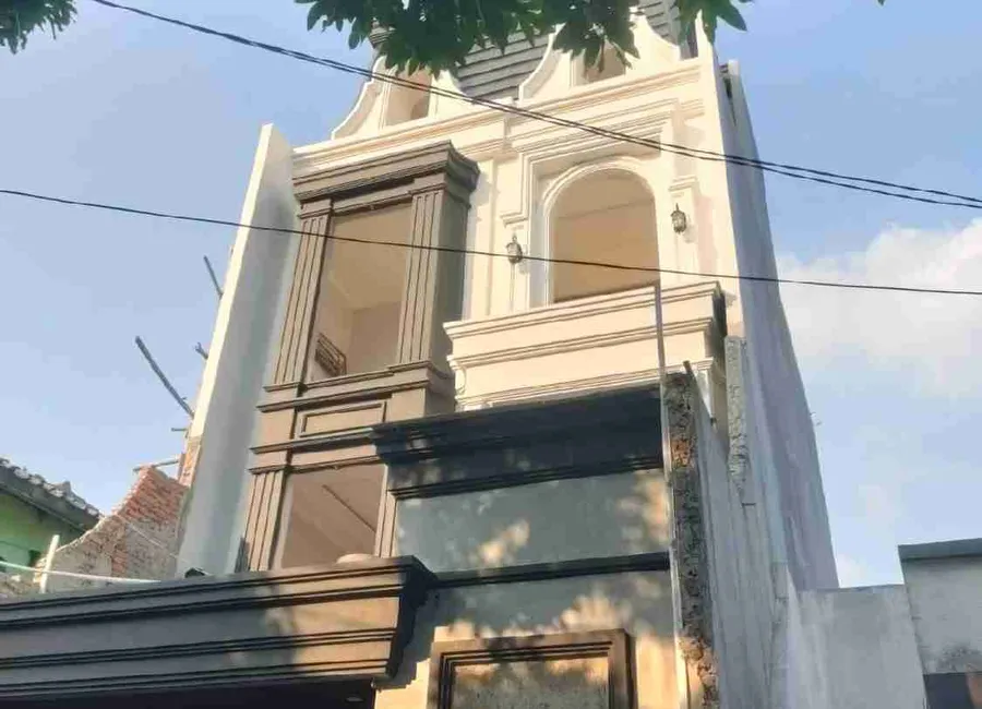 Rumah mewag 4 lantai Pool, Baru, Siap huni di Pasar Minggu Jaksel photo 2