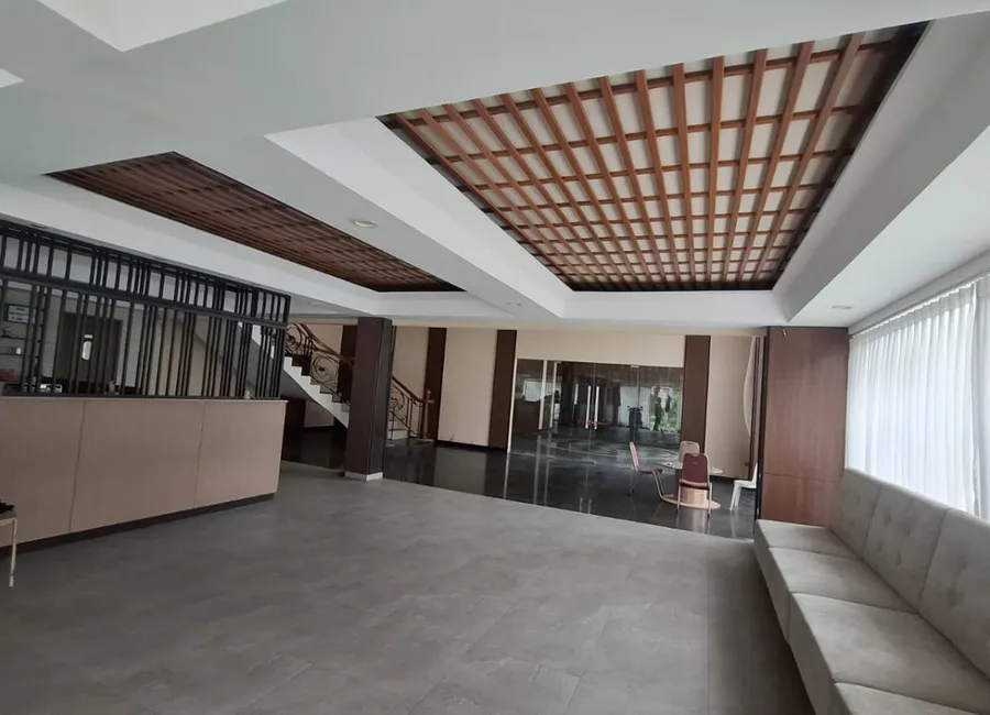 Dijual Murah Hotel Pusat Kota Jaksa Agung Suprapto Surabaya photo 2