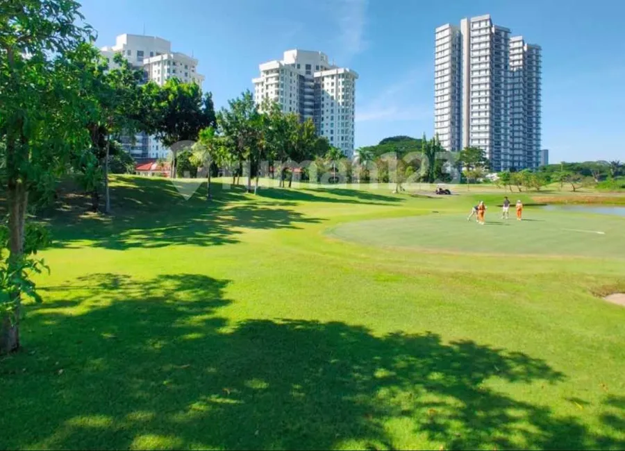 Dijual Rumah Graha Family Golf View Lengkap Dengan Pool photo 4