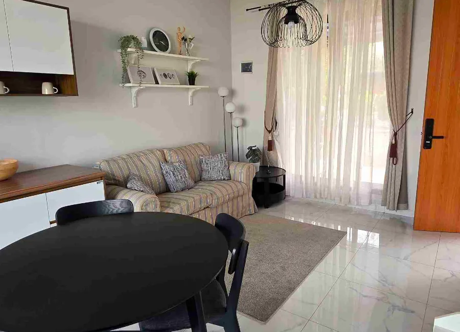 Rumah di Green Serpong Bintaro brand new, ROW 11 meter photo 1