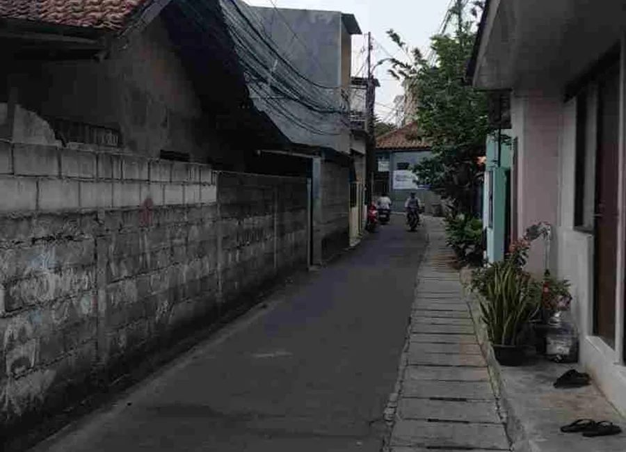 Rumah murah, strategis, tdk jauh dari jalan utama di kebagusan Jaksel photo 5