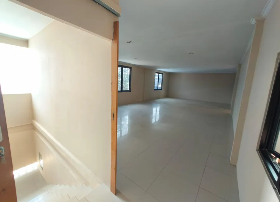 DISEWAKAN Pergudangan  Kav. DPR, Cipondoh, Tangerang photo 3