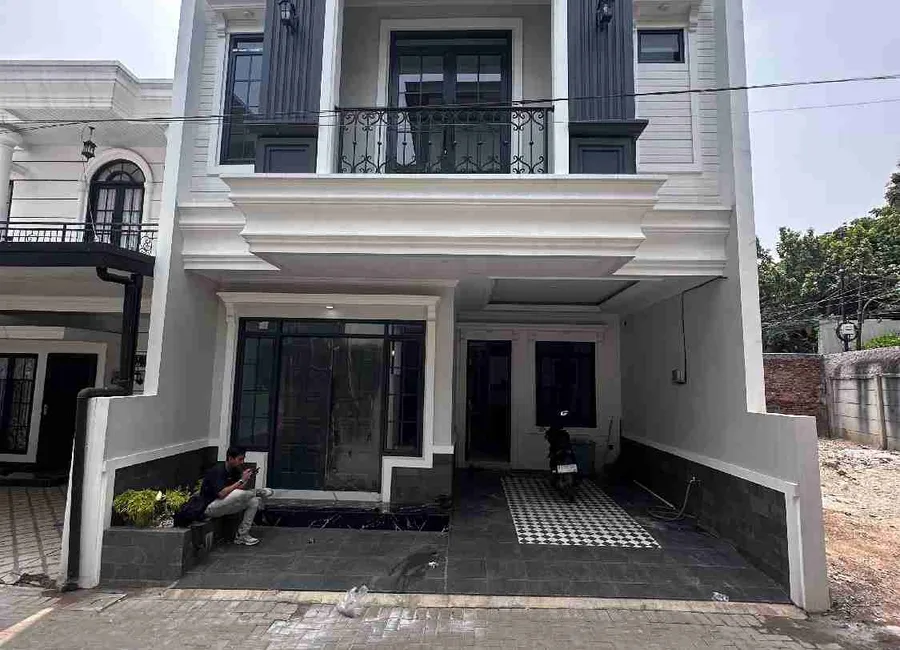 Rumah baru 2lantai siap huni dalam cluster di Jagakarsa Jaksel photo 1