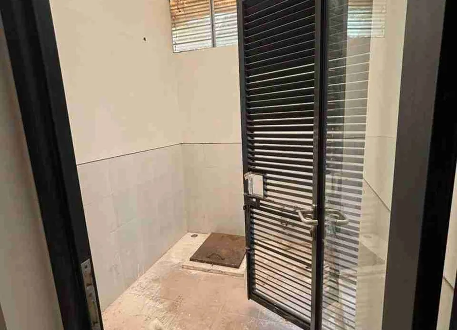 Dijual Rumah Grand Harvest Surabaya Cluster Caspia - Siap Huni photo 5