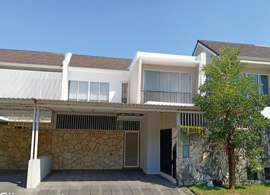 Dijual Rumah Siap Huni Forest Mansion Cluster Tropical Wiyung photo 1