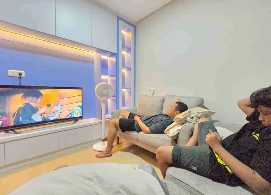 Ryamah Japenese Style 4lantai, semifurnished,  siap huni di P3jaten Barat Jaksel photo 4