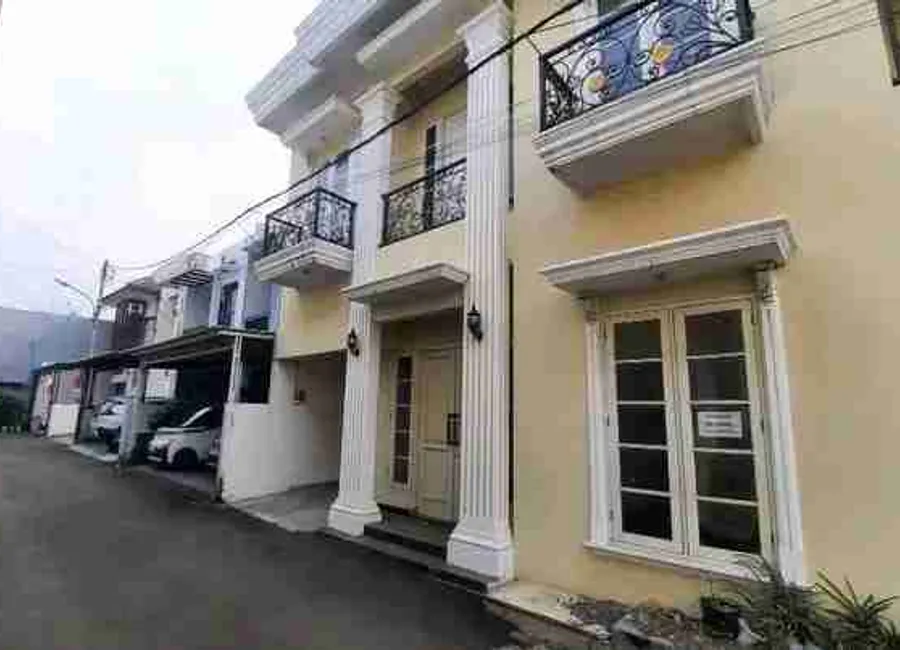 Rumah murah, strategis 2 lantai dalam cluster di TB Simatupang, Pasar Minggu Jaksel photo 4