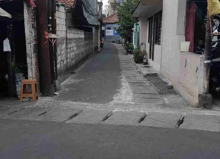 Rumah murah, strategis, tdk jauh dari jalan utama di kebagusan Jaksel photo 3